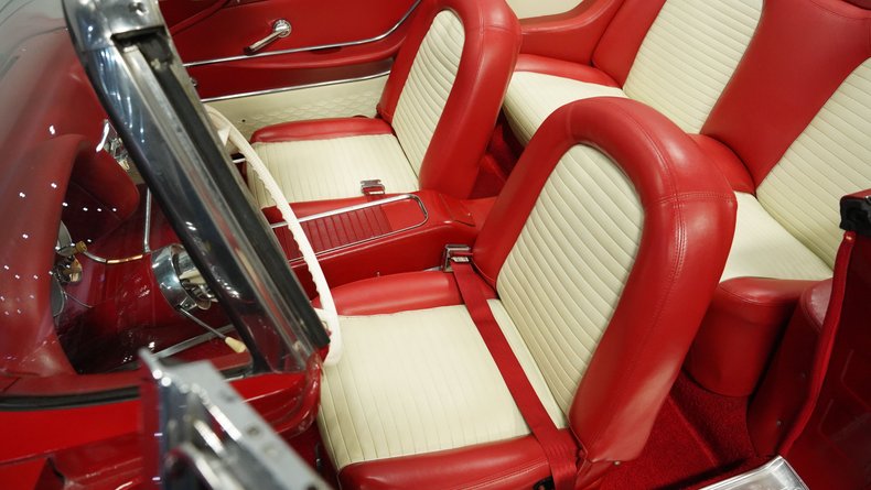 Unknown-Thunderbird-1959-Red-Red-40