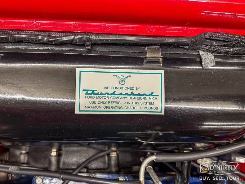 Unknown-Thunderbird-1959-Torch-Red-Black-Vinyl-37