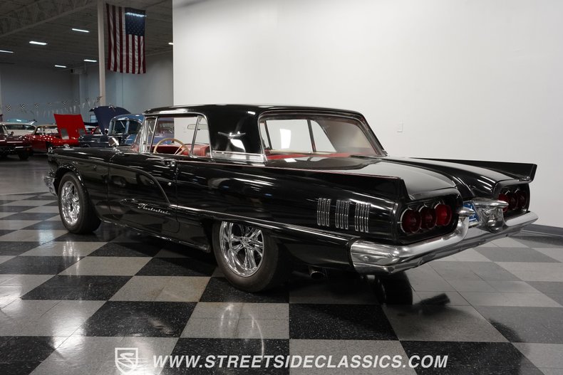 Unknown-Thunderbird-1960-Black-Red-11