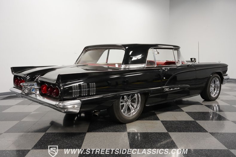 Unknown-Thunderbird-1960-Black-Red-14