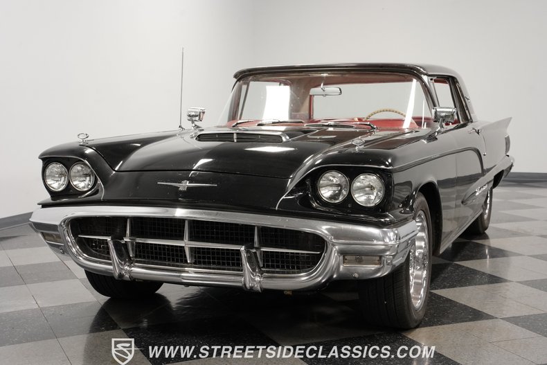 Unknown-Thunderbird-1960-Black-Red-20