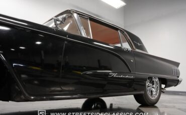 Unknown-Thunderbird-1960-Black-Red-22