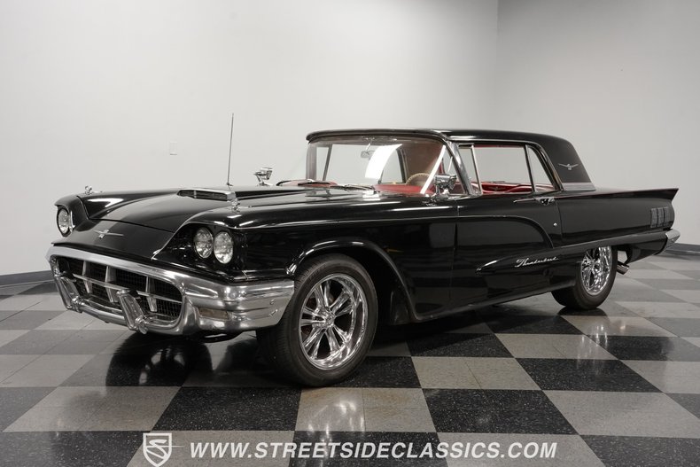 Unknown-Thunderbird-1960-Black-Red-43