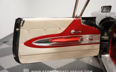 Unknown-Thunderbird-1960-Black-Red-47