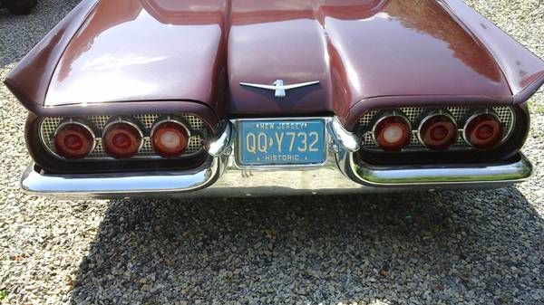 Unknown-Thunderbird-1960-Burgundy-White-8