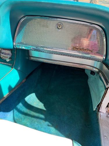 Unknown-Thunderbird-1960-Pearl-TurquoiseWhite-10