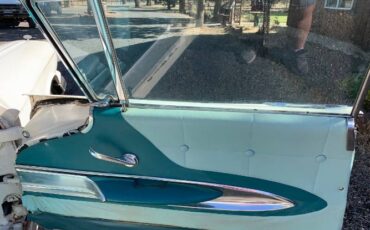 Unknown-Thunderbird-1960-Pearl-TurquoiseWhite-12