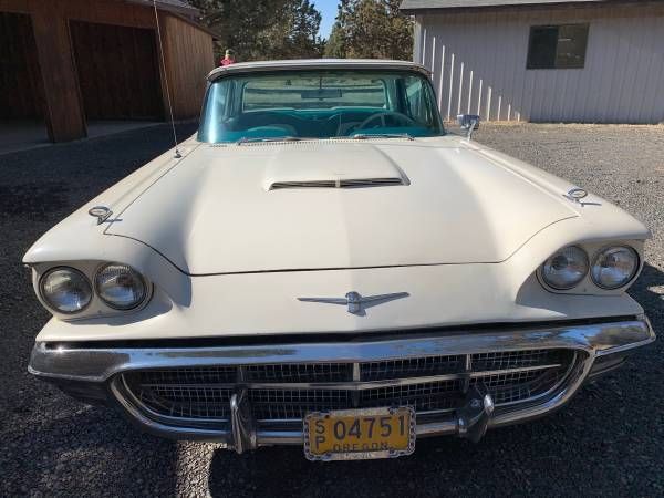 Unknown-Thunderbird-1960-Pearl-TurquoiseWhite-2