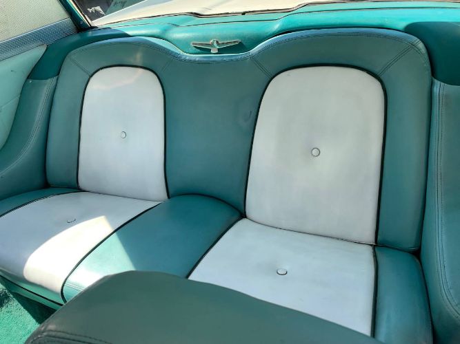 Unknown-Thunderbird-1960-Pearl-TurquoiseWhite-9