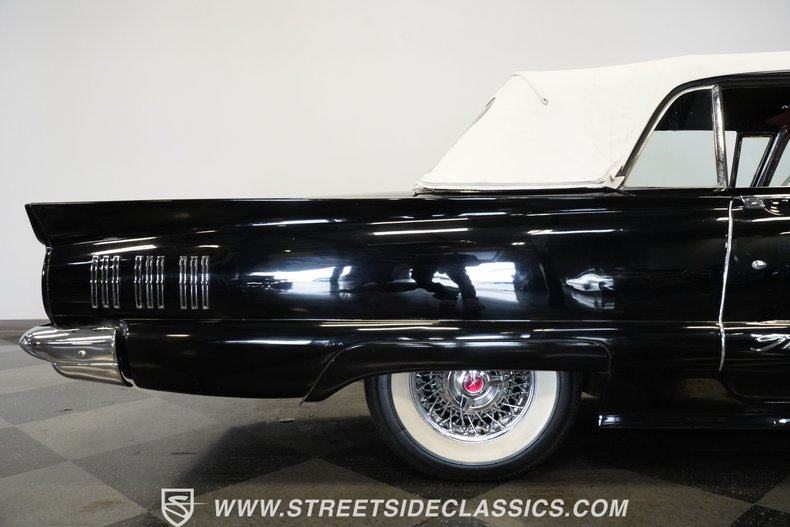 Unknown-Thunderbird-1960-Raven-Black-Red-13