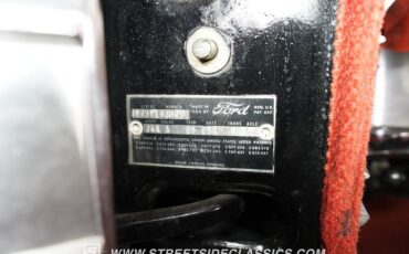 Unknown-Thunderbird-1960-Raven-Black-Red-32