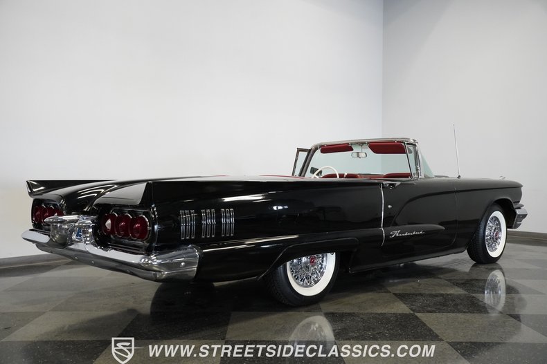 Unknown-Thunderbird-1960-Raven-Black-Red-34