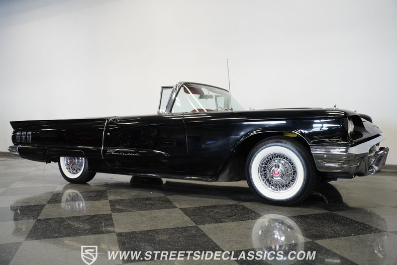 Unknown-Thunderbird-1960-Raven-Black-Red-38
