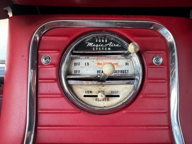 Unknown-Thunderbird-1960-White-Red-21