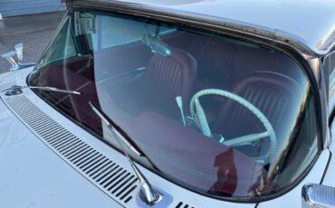 Unknown-Thunderbird-1960-White-Red-29