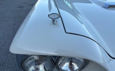 Unknown-Thunderbird-1960-White-Red-30
