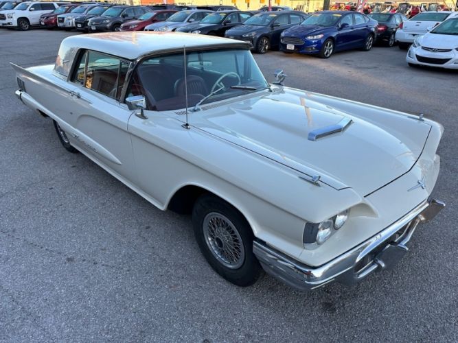 Unknown-Thunderbird-1960-White-Red