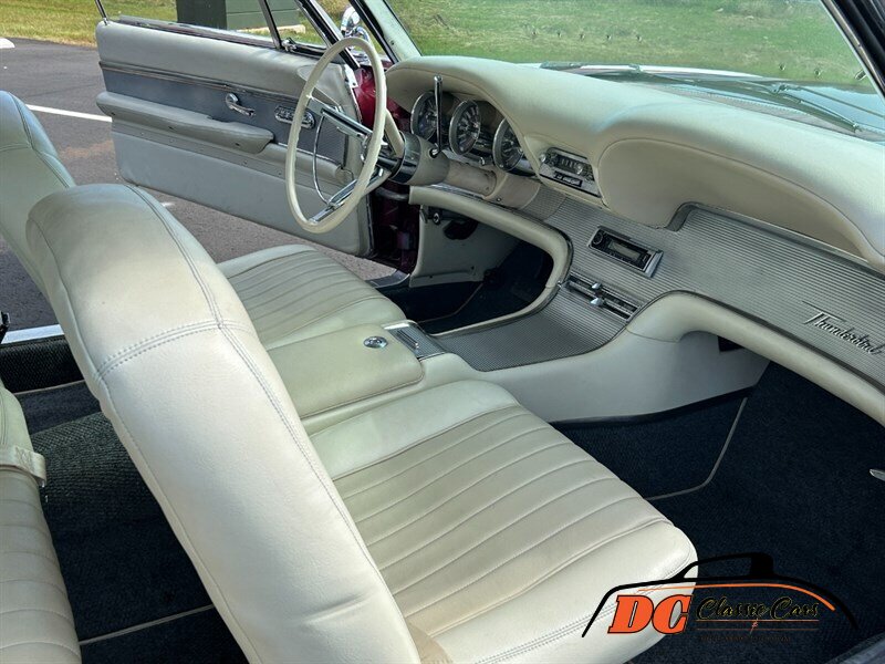 Unknown-Thunderbird-1961-Black-Black-11
