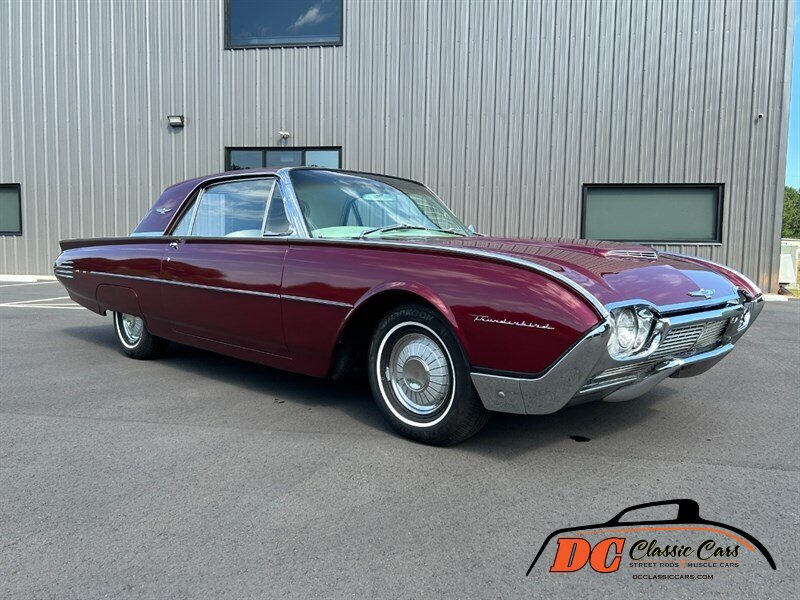 Unknown-Thunderbird-1961-Black-Black-43
