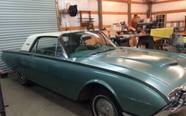 Unknown-Thunderbird-1961-Green-9