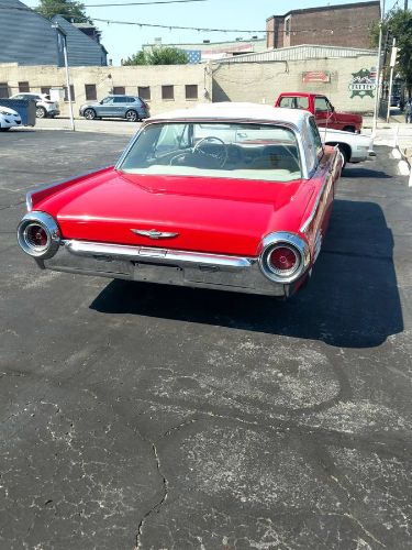 Unknown-Thunderbird-1961-Red-3