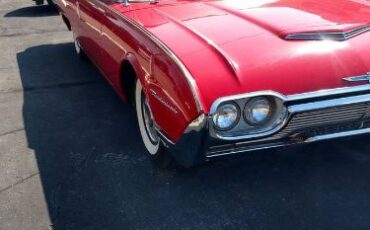 Unknown-Thunderbird-1961-Red