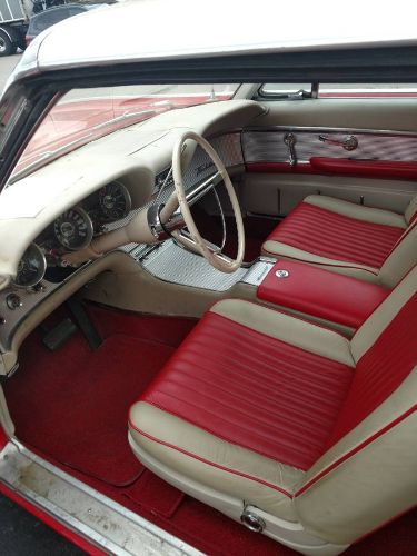 Unknown-Thunderbird-1961-Red-5
