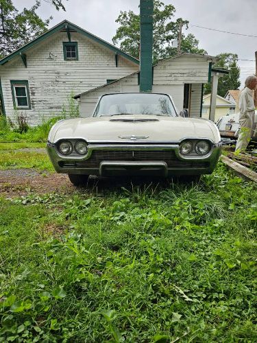 Unknown-Thunderbird-1961-White