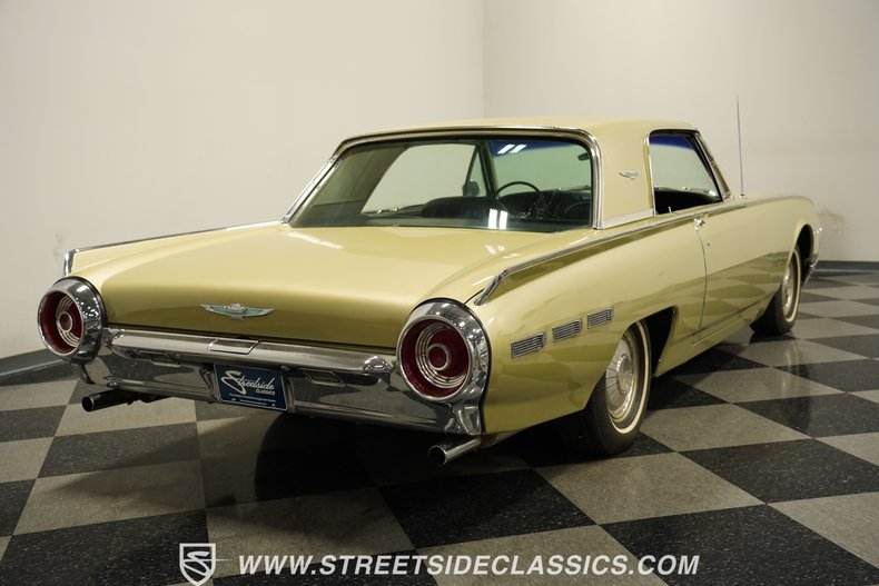 Unknown-Thunderbird-1962-Champagne-Beige-Black-10