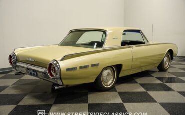 Unknown-Thunderbird-1962-Champagne-Beige-Black-11