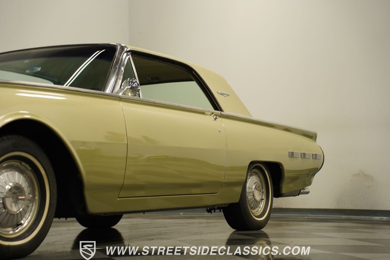 Unknown-Thunderbird-1962-Champagne-Beige-Black-20