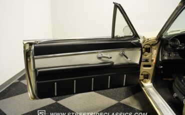 Unknown-Thunderbird-1962-Champagne-Beige-Black-31