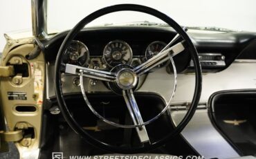 Unknown-Thunderbird-1962-Champagne-Beige-Black-35