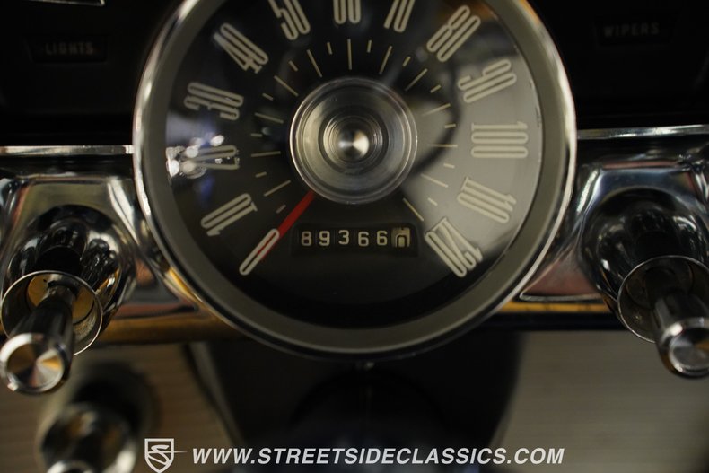 Unknown-Thunderbird-1962-Champagne-Beige-Black-37