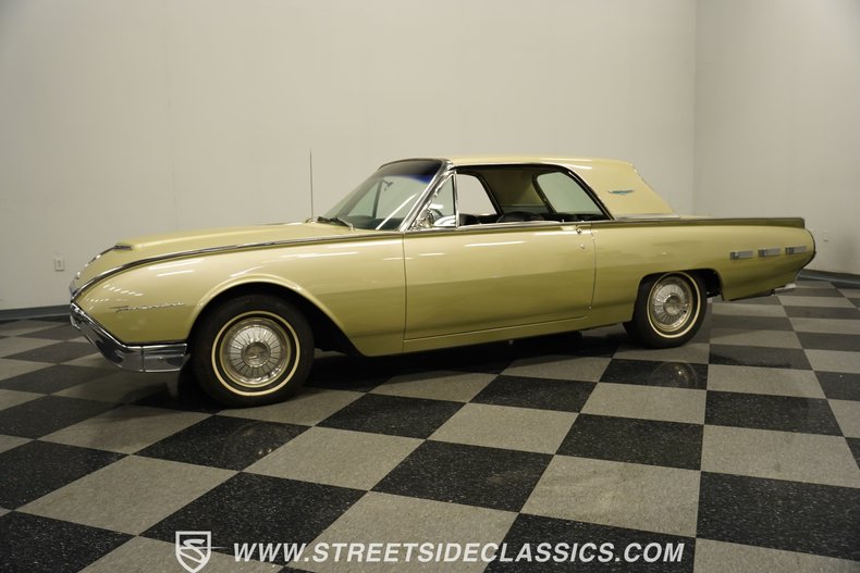 Unknown-Thunderbird-1962-Champagne-Beige-Black-4
