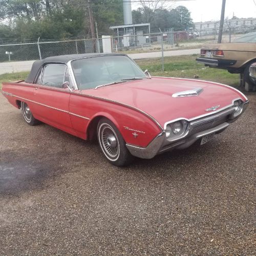 Unknown-Thunderbird-1962-Red-15