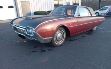 Unknown-Thunderbird-1962-Red-2