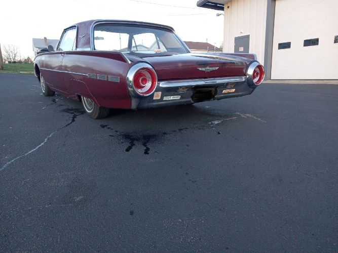 Unknown-Thunderbird-1962-Red-6
