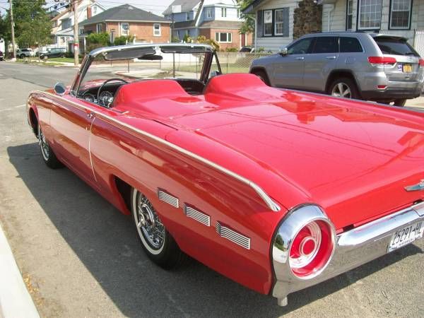 Unknown-Thunderbird-1962-Red-Black-1