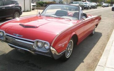 Unknown-Thunderbird-1962-Red-Black-3