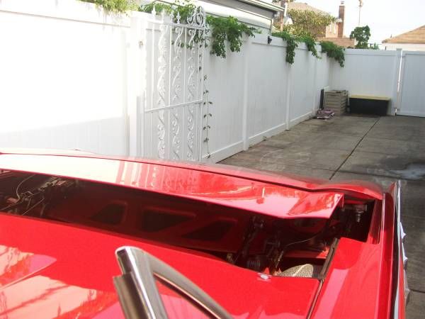 Unknown-Thunderbird-1962-Red-Black-4