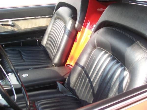 Unknown-Thunderbird-1962-Red-Black-5