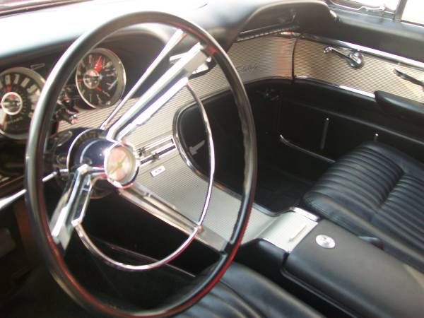 Unknown-Thunderbird-1962-Red-Black-6