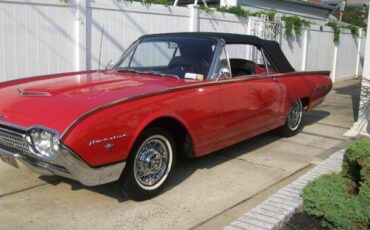 Unknown-Thunderbird-1962-Red-Black-9