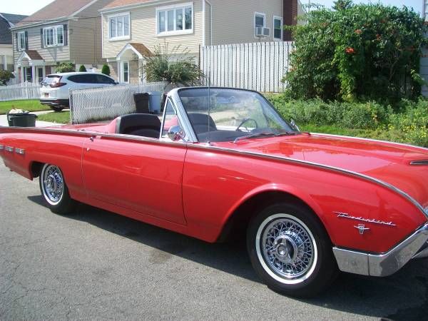 Unknown-Thunderbird-1962-Red-Black
