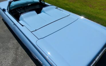 Unknown-Thunderbird-1962-Skyline-Blue-Black-34