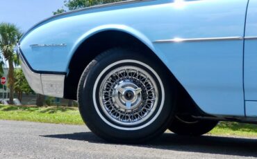 Unknown-Thunderbird-1962-Skyline-Blue-Black-44