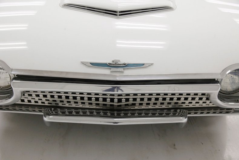 Unknown-Thunderbird-1962-White-Silver-Blue-20