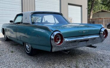Unknown-Thunderbird-1963-Green-11