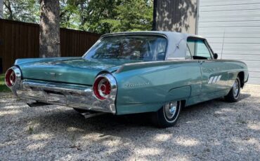 Unknown-Thunderbird-1963-Green-14